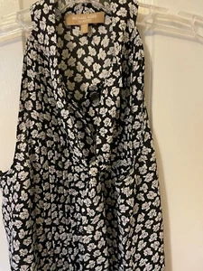 Michael Kors Collection Black/White Floral Silk Blouse with and Tie - Size 8 - Picture 1 of 6