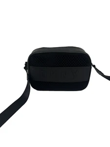 DKNY Crossbody Clutch Bag Black NWOT - Picture 1 of 8
