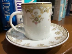 Porcelana Schmidt Brasil - Demitasse Teacup & Saucer - Picture 1 of 9