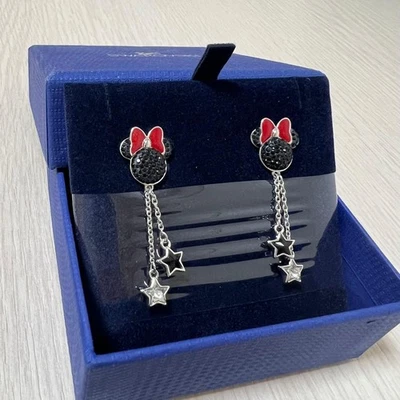 Orecchini pendenti Swarovski Disney Minnie Mouse stella nero chiaro nuovi rari - Immagine 1 di 4