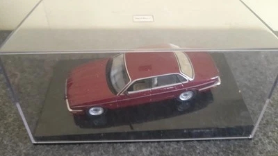 1/43 AUTOart  Jaguar XJ8 Raro - Immagine 1 di 4