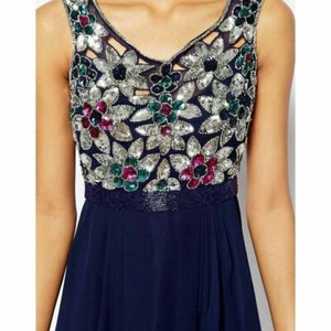 Nuovo con etichette Virgos Lounge Navy mini abito impreziosito UK 8 festa matrimonio cocktail ballo - Foto 1 di 6