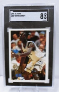 Tarjeta de novato 1995 Topps Kevin Garnett RC - #237 - SGC 8 - Imagen 1 de 2
