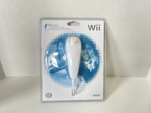 White Nintendo Nunchuck Brand New Sealed Great Condition - Picture 1 of 2