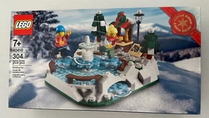 LEGO 40416 Ice Skating Rink Retired Limited Edition Christmas set New Sealed - Picture 1 of 6