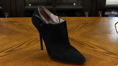 GUCCI: Botines/Botines Negros, Gamuza y Charol Logo Talla 39/8.5 EE. UU. Foto 1 de 4