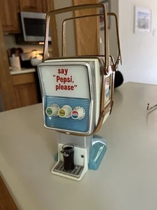 De colección 1964 Pepsi máquina de refrescos dispensador transistor radio excelente - Imagen 1 de 15