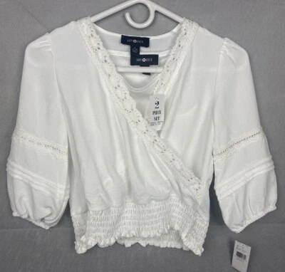 Amy Byer Novo com etiquetas Meninas P (7) 2 Peças Parte Superior Camponesa Parte Inferior Apertada com Acento Macramie - Imagem 1 de 4