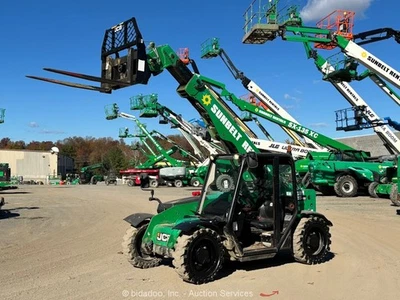 2017 JCB 525-60 20' 5,500 lbs Telescopic Reach Forklift Telehandler bidadoo - Image 1 of 4