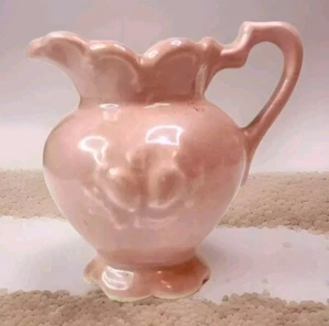 Jarrón crema jarra miniatura cerámica rosa de colección Fairycore Granny Camark - Imagen 1 de 7