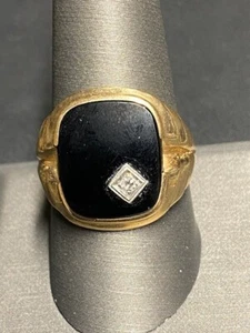 MEN'S YELLOW ONYX AND DIAMOND SIGNET GOLD RING SIZE 9.5 - Picture 1 of 8