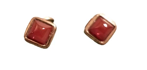 Manschettenknöpfe, alt, antik, vergoldet, mit rotem Schmuckstein. -1,3 x 1,3 cm - Bild 1 von 2
