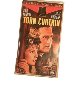 VHS Movie Alfred Hitchcock Torn Curtain with Paul Newman Julie Andrews 1995 - Picture 1 of 12