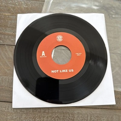 Kendrick Lamar Not Like Us Vinyl / Metro Boomin Bbl Drizzy 7” 45 Record Rap — 第 1/2 张图片