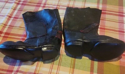 Botas vaqueras antiguas hechas a mano de finales de 1800 principios de 1900 de cuero para niño Foto 1 de 4