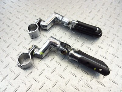 Yamaha XVS1300A VStar 1300 Tourer 2007 07-10 estriberas de carretera personalizadas reposapiés Foto 1 de 4