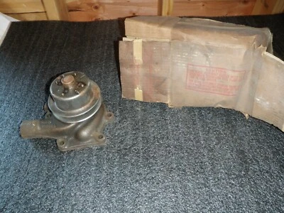 NOS 1939-1959 CHEVY GMC Truck 10/35 228 248 270 I6 water pump PICKUP 5 WINDOW - Image 1 of 4