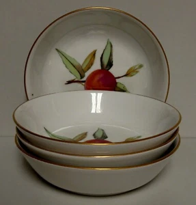 Royal Worcester EVESHAM GOLD ENGLAND 5-5/8" Fruit Bowls PEACH SETS OF FOUR - Picture 1 of 3