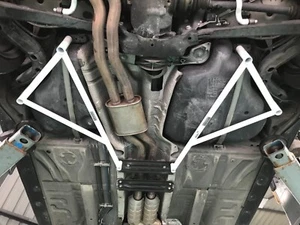 Barra lateral inferior trasera UR para BMW E46 318i 320 320i 323i 325i 328i 330i 1997-2006 - Imagen 1 de 9