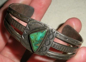 VINTAGE NAVAJO TURQUOISE STERLING SILVER BRACELET GREAT STAMPWORK vafo - Picture 1 of 11