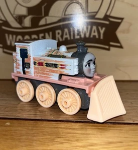 ¡QUITANIEVES NIA! THOMAS FRIENDS TRAIN TRACKMASTER DIECAST EMPUJAR A LO LARGO DE LA NIEVE - Imagen 1 de 9