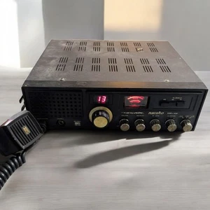 VTG Realistic Navaho SSN+AM TRC-458 Base/Mobile 40 Channel CB Radio w/Mic - Zdjęcie 1 z 15