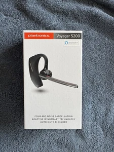 Plantronics Voyager 5200 Poly Bluetooth Noise Cancellation Headset (POTE16) New - Photo 1 sur 7