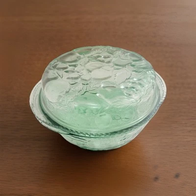 Libbey Orchard Green Glass Fruit Embossed 2Piece 3 Quart Oven Proof Bowl~Handles - Image 1 of 4
