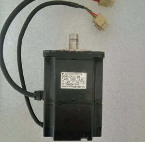 Used Yaskawa servo motor SGMP-04A312B Free Shipping#LJ - Picture 1 of 4