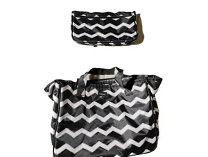 Thirty One Purse/Wallet Combo 5x9x11,2x6x9 B and W Wavy Striped Make-up Folder - Picture 1 of 8