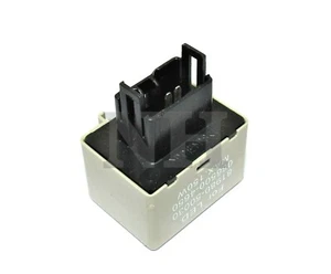Fits Suzuki Jimny Genuine Denso 8-Pin Flasher Relay 81980-50030/ 066500-4650 150 - Picture 1 of 9