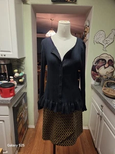 Cabi Kensington Standout Skirt WMS M Medallion Knit Merigold/ Blk Cabi M Sweater - Bild 1 von 22