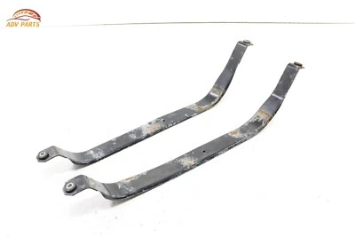 2016 - 2017 JAGUAR XF PULSEIRA DE TANQUE DE COMBUSTÍVEL SUPORTE DE METAL FABRICANTE DE EQUIPAMENTO ORIGINAL - CONJUNTO DE 2- - Imagem 1 de 4