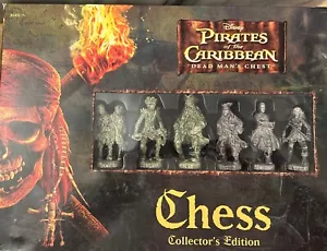 Pirates of the Caribbean Chess Set COMPLETE 2006 Dead Man's Chest Disney - Picture 1 of 6