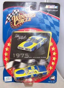 1:64 WINNERS CIRCLE 2003 1975 10000 RPM DODGE CHARGER DALE EARNHARDT SR MIP - Picture 1 of 2