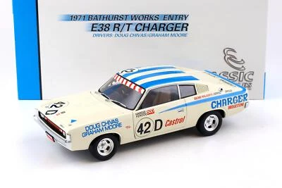1:18 Classic Carlectables Chrysler E38 R/T Charger 1971 Bathurst Works Entry Chi - Immagine 1 di 4
