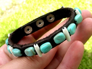 Cuff bracelet Bison leather bones green glass beads for 7 inches wrist size - Picture 1 of 4