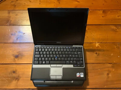 Dell Latitude D430 - Photo 1/4