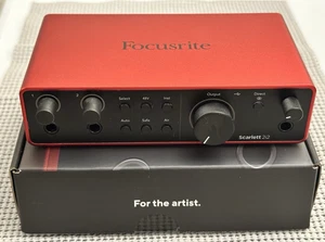 Focusrite Scarlett 2i2 4th Gen USB Audio Interface - Picture 1 of 11