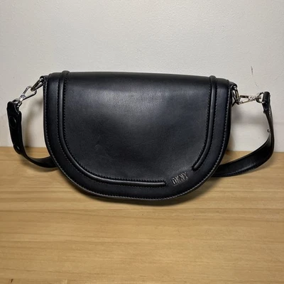 Bolso de Hombro DKNY Orion Cadena Negro con Cadena Plateada Correa Convertible Foto 1 de 4