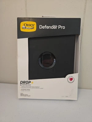 OtterBox Defender Series Pro for Apple iPad Pro 11" (4th, 3rd, 2nd, 1st Gen) - Image 1 of 2