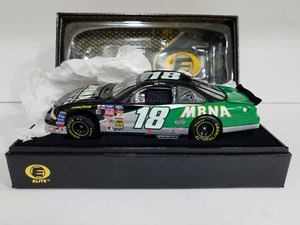 Elite 2001 Grand Prix Jeff Purvis #18 MBNA 1:24 Scale - Picture 1 of 12