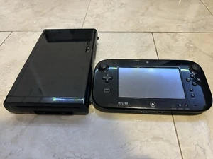 Nintendo Wii U Mario Kart 8 32GB Handheld System Pre-Installed Edition - Picture 1 of 6