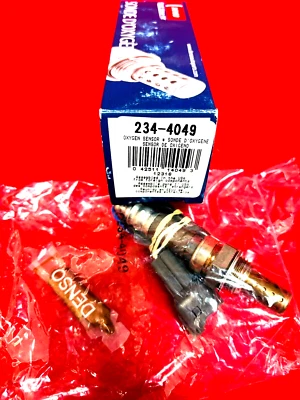 DENSO Oxygen Sensor 234-4049 FOR SUZUKI CHEVROLET PONTIAC GEO - Image 1 of 4