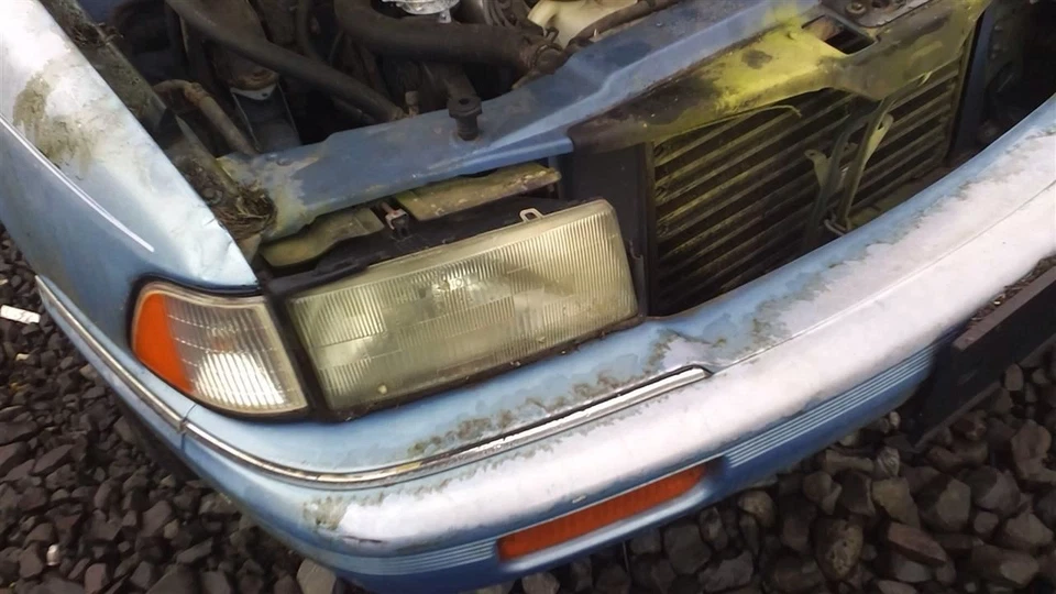 Passenger Right Headlight Fits 89-95 ACCLAIM 30952337 - Image 1 of 4