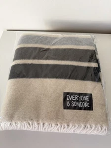 NEW Sackcloth & Ashes Everyone Is Someone Wool Blend Blanket Made in Italy - Picture 1 of 5