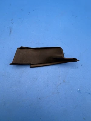 INFINITI M35h M37 M56 Q70 GUARDABARROS DELANTERO IZQUIERDO LADO DEL CONDUCTOR TAPA SELLO SUPERIOR ORM Foto 1 de 3