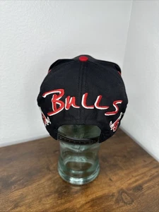 Cappello berretto snapback vintage Chicago Bulls NBA nero ricamato anni 90 TWINS Jordan - Foto 1 di 9