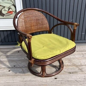 Silla japonesa vintage de mimbre de ratán giratoria 360 grados - Imagen 1 de 10