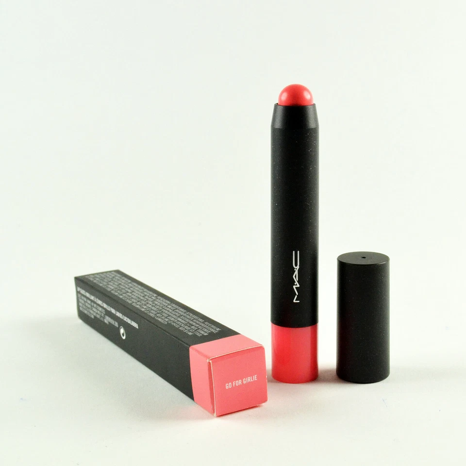 Mac Patentpolish Lip Pencil GO FOR GIRLIE - Full Size 2.3 g / 0.08 Oz. - Image 1 of 1
